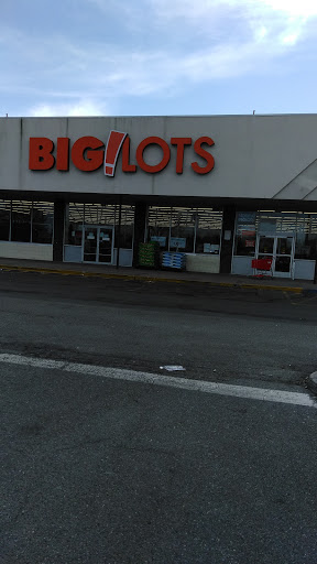 Discount Store «Big Lots», reviews and photos, 1255 Sunrise Hwy, Copiague, NY 11726, USA