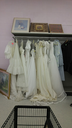 Thrift Store «Edgewood Thrift Store», reviews and photos, 1955 Pulaski Hwy, Edgewood, MD 21040, USA