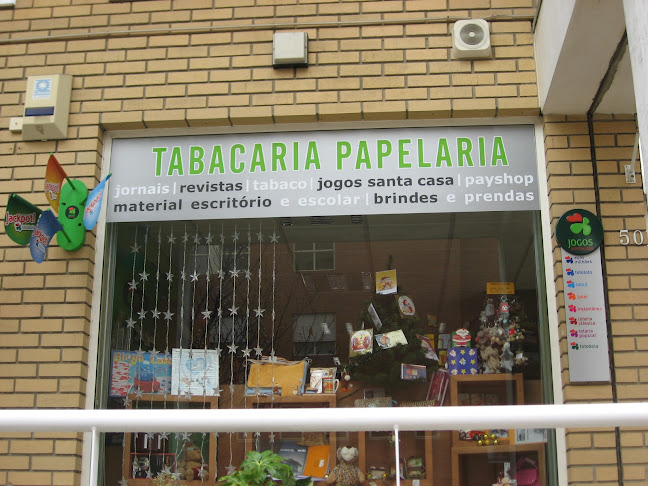 Tabacaria e Papelaria Pirilampo Lda. - Livraria