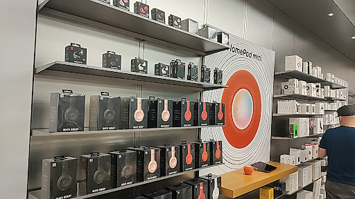 Computer Store «Apple Barton Creek», reviews and photos, 2901 S Capital of Texas Hwy, Austin, TX 78746, USA