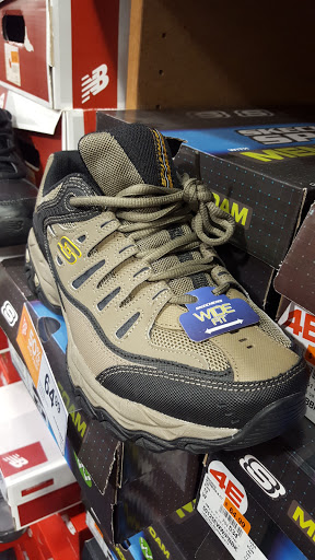 Shoe Store «Rack Room Shoes», reviews and photos, 2833 Market Center Dr, Rockwall, TX 75032, USA