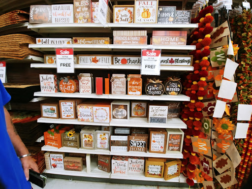 Craft Store «Michaels», reviews and photos, 1385 S Washington St, North Attleborough, MA 02760, USA