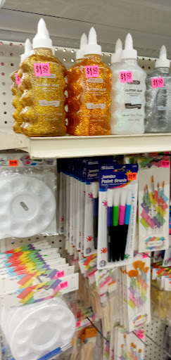 Dollar Store «Dollar Discount Center», reviews and photos, 2550 S Decatur Blvd, Las Vegas, NV 89102, USA