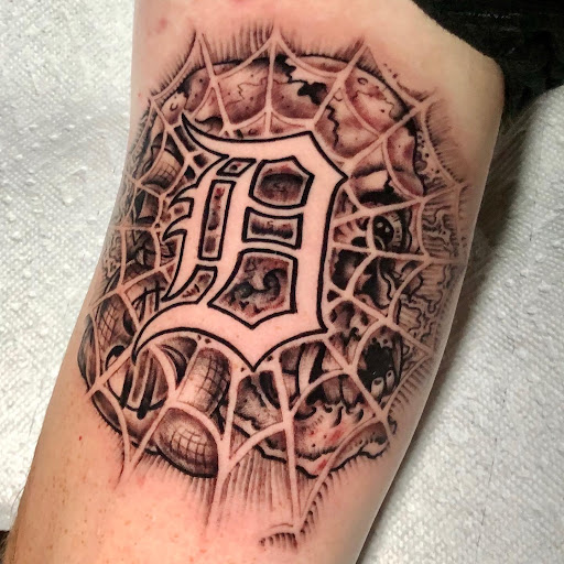 Explore hibiscus tattoo ideas, creative tattoo ideas in Georgetown, available at Iron Rite Tattoo South