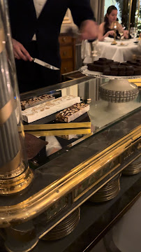 Chocolat du Restaurant français Le Cinq à Paris - n°3