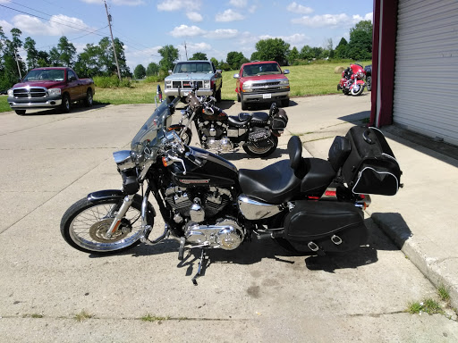 Liquor Store «County Line Liquor», reviews and photos, 15965 Dixie Hwy, Crittenden, KY 41030, USA