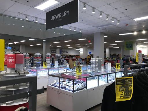 Department Store «Sears», reviews and photos, 12121 Victory Blvd, North Hollywood, CA 91606, USA