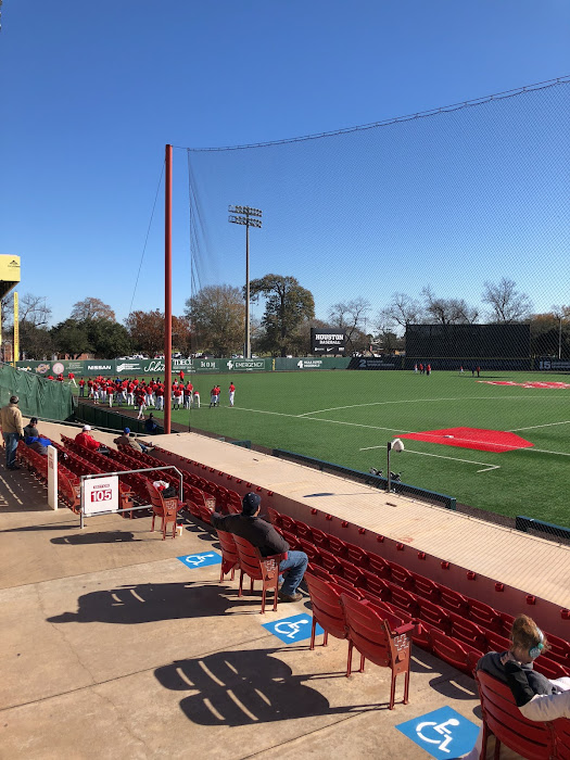 Park near Discovery Inn