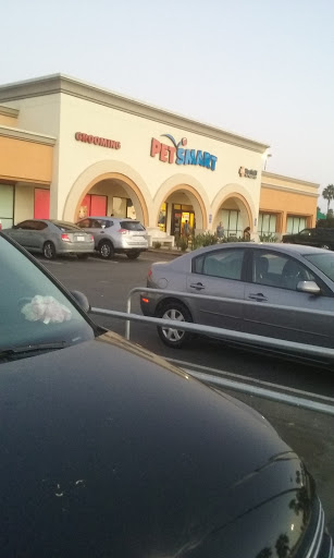 Pet Supply Store «PetSmart», reviews and photos, 2141 N Rose Ave, Oxnard, CA 93036, USA