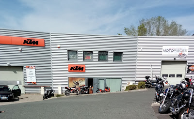 KTM Grand Lyon à Civrieux-d'Azergues