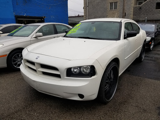 Used Car Dealer «World Discount Auto», reviews and photos, 800 S Western Ave, Chicago, IL 60612, USA