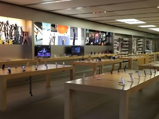 Computer Store «Apple Willow Grove Park», reviews and photos, 2500 W Moreland Rd, Willow Grove, PA 19090, USA