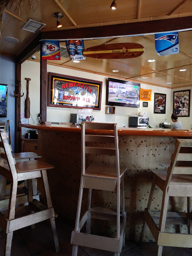 Beach Hut Deli image