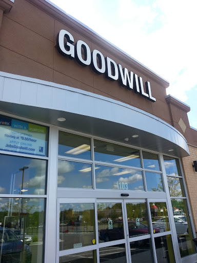Thrift Store «Goodwill - Arden Hills», reviews and photos, 1103 County Rd E, Arden Hills, MN 55112, USA