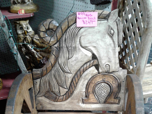 Flea Market «Springfield Flea Market & Gifts», reviews and photos, 1325 E Trafficway St, Springfield, MO 65802, USA