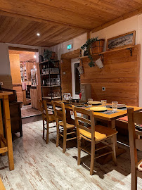 Atmosphère du Restaurant français Restaurant L'alpin à Briançon - n°14