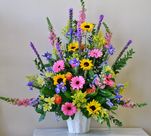 Florist «Willow Branch Florist of Riverside», reviews and photos, 7001 Indiana Ave #8, Riverside, CA 92506, USA