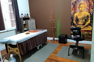 Divino Shiatsu Massagem - Massoterapia São Paulo image
