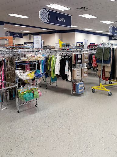 Thrift Store «Goodwill Thrift Store - Mandarin», reviews and photos, 11524 San Jose Blvd, Jacksonville, FL 32223, USA