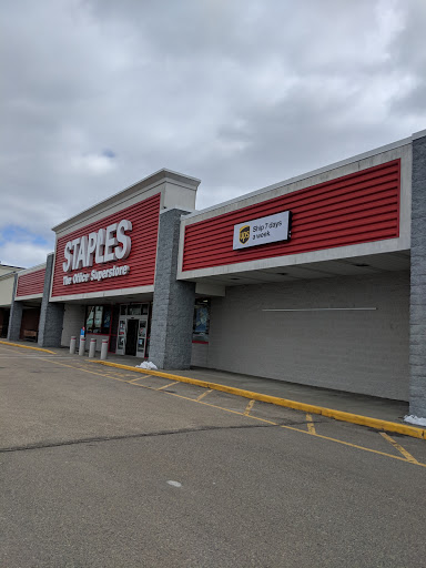 Office Supply Store «Staples», reviews and photos, 18 Lyman St, Westborough, MA 01581, USA