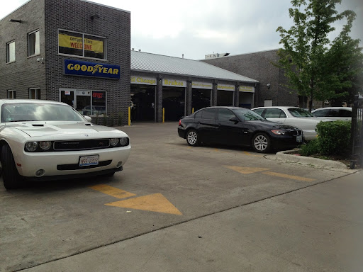 Tire Shop «Goodyear Tire Plus», reviews and photos, 1806 S Wabash Ave, Chicago, IL 60616, USA