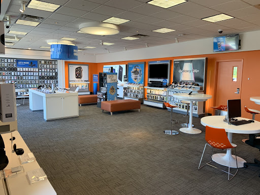 Cell Phone Store «AT&T», reviews and photos, 1900 McLoughlin Blvd #200b, Oregon City, OR 97045, USA