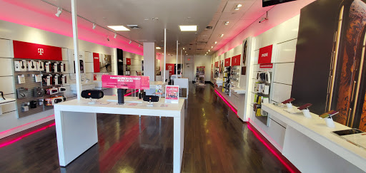 Cell Phone Store «T-Mobile», reviews and photos, 3747 William Penn Hwy J, Monroeville, PA 15146, USA