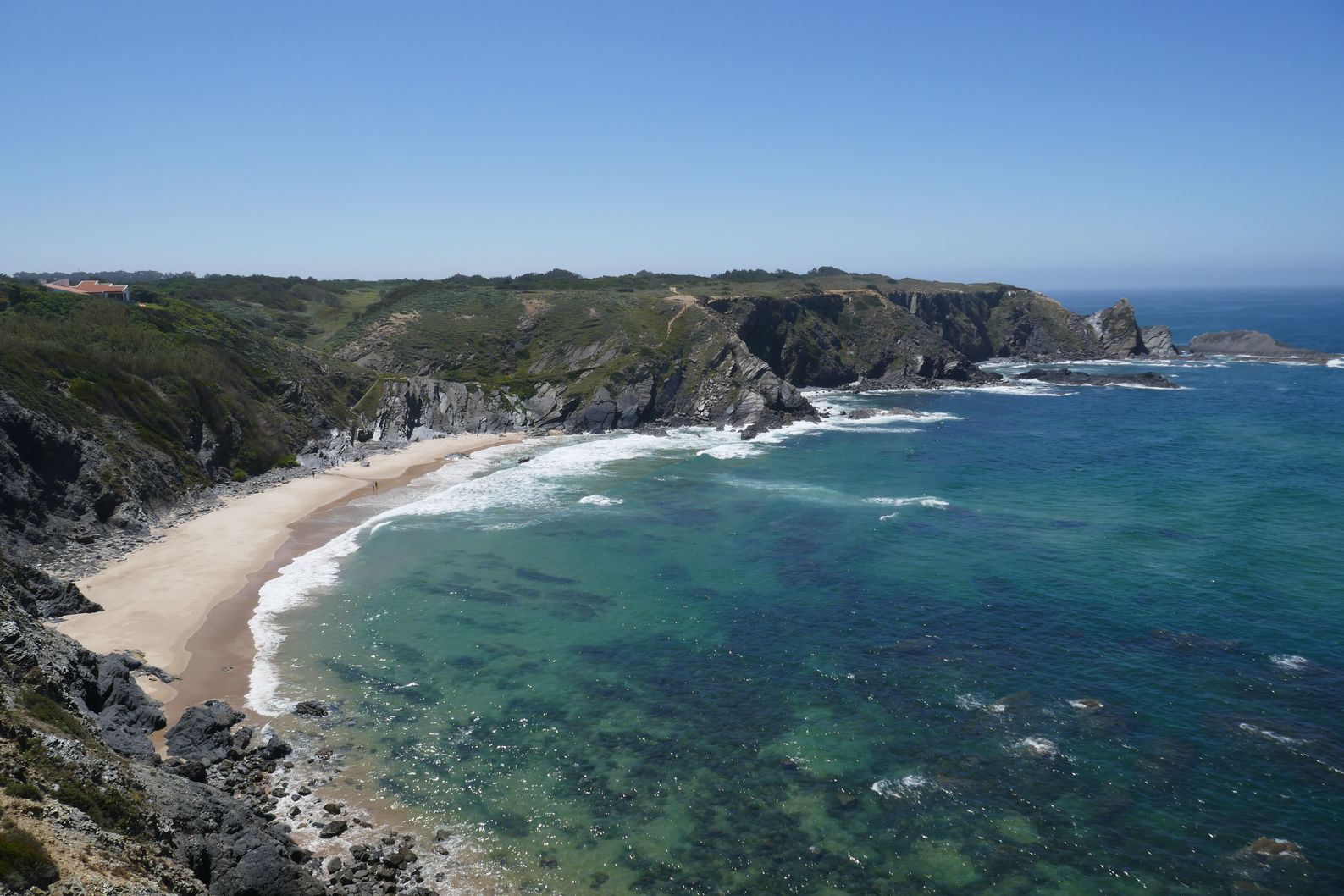 Praia da Amalia的照片 位于自然区域