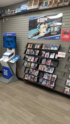 Video Game Store «GameStop», reviews and photos, 163-8 Jamaica Ave, Jamaica, NY 11432, USA