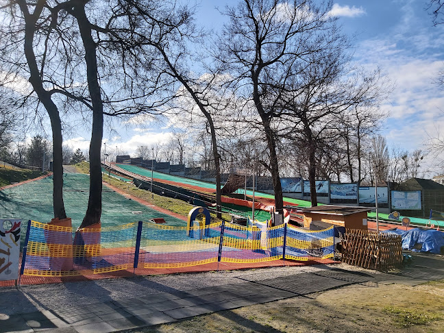 Értékelések erről a helyről: Bókay-kert, Budapest - Parkoló