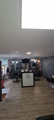 H-k coiffure à Saint-Paul-Trois-Châteaux
