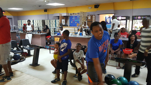 Bowling Alley «Bellair Lanes», reviews and photos, 2575 N Atlantic Ave, Daytona Beach, FL 32118, USA