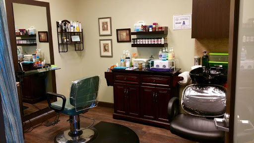 Beauty Salon «Salons by JC Cary Crossroads», reviews and photos, 2476 Walnut St, Cary, NC 27518, USA