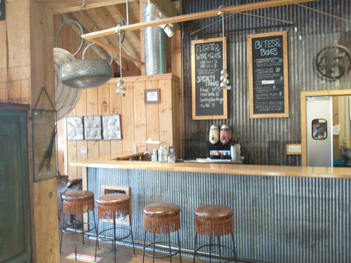 Winery «45 North Vineyard & Winery», reviews and photos, 8580 E Horn Rd, Lake Leelanau, MI 49653, USA