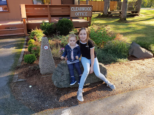 Grocery Store «Clearwood Market & Deli», reviews and photos, 21600 N Clear Lake Blvd SE, Yelm, WA 98597, USA