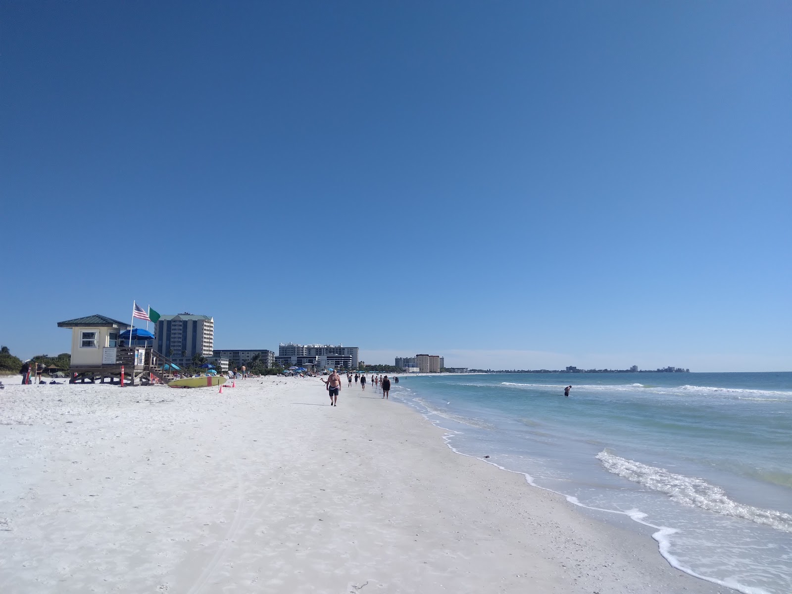 Φωτογραφία του Lido Key beach παροχές περιοχής