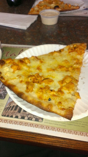 Pizza Restaurant «Hometown Pizza», reviews and photos, 250 West St, Litchfield, CT 06759, USA