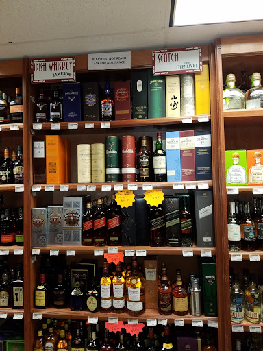 Liquor Store «Decoo Wine & Spirits», reviews and photos, 2229 NY-112, Coram, NY 11727, USA