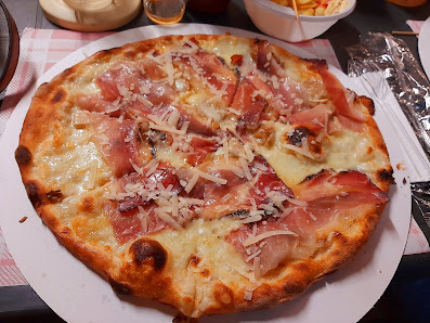 Pizzeria Da chi Ragas Via L. Ariosto, 9 A/B, 42020 Borzano RE, Italia