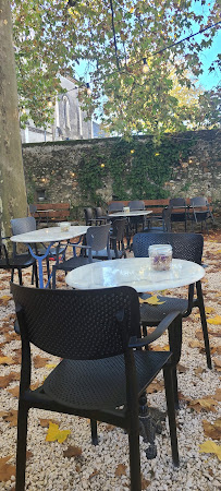 Atmosphère du Café - Restaurant La Banque, Saint Ambroix - n°9