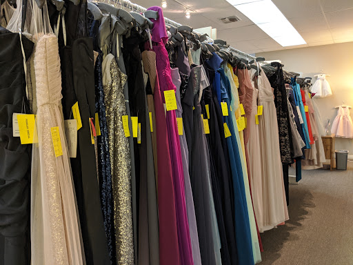 Bridal Shop «Pebbles Bridal», reviews and photos, 320 E Orangethorpe Ave, Placentia, CA 92870, USA