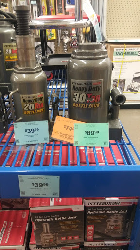 Hardware Store «Harbor Freight Tools», reviews and photos, 3502 Lakeview Pkwy, Rowlett, TX 75088, USA