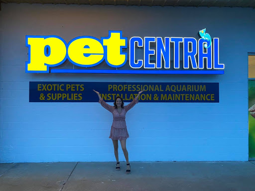 Pet Store «Pet Central», reviews and photos, 1200 Smallhouse Rd, Bowling Green, KY 42104, USA