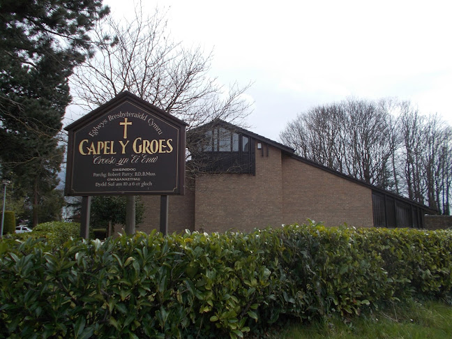 Reviews of Capel Y Groes (Chapel Cross) in Wrexham - Church