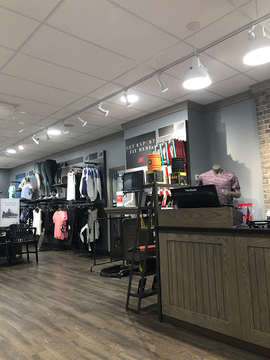 Shoe Store «New Balance - Milwaukee», reviews and photos, 17155 W Bluemound Rd a, Brookfield, WI 53005, USA