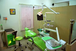 Keepsmiling Dental Clinic:Dr Vaibhav shrivastava/Best Dental Clinic In Bhopal/Dental Specialist Doctor image