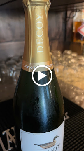 Wine Bar «Water into Wine, Bistro & Lounge», reviews and photos, 607 N Campbell Station Rd, Knoxville, TN 37934, USA