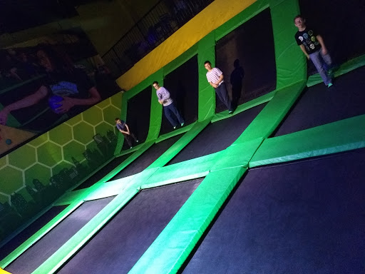 Amusement Center «Launch Trampoline Park», reviews and photos, 105 Pace Blvd, Warwick, RI 02888, USA