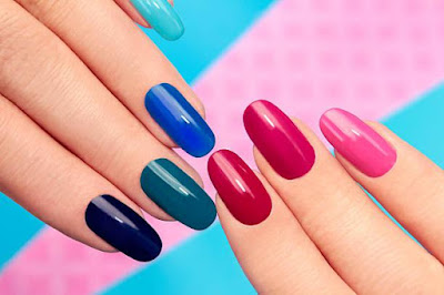 Les Ongles à Versailles