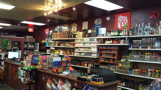 Liquor Store «Cherry Creek Liquor», reviews and photos, 13750 E Quincy Ave, Aurora, CO 80015, USA